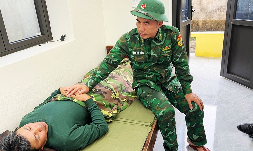 Helicopters to be deployed in search for 10 missing off central Vietnam
